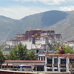 Things to do in Lhasa, Tibet – Visiting the Roof of the World
